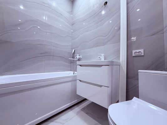 Продам двухкомнатную (2-комн.) квартиру, Солнечная ул, 8к4, Нальчик г