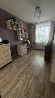 Продам трехкомнатную (3-комн.) квартиру, Чавайна б-р, 8, Йошкар-Ола г