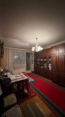 Продам двухкомнатную (2-комн.) квартиру, Осенний б-р, 10к1, Москва г