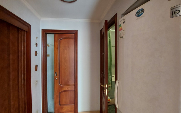 Продам многокомнатную квартиру, Кутузовский пр-кт, 43, Москва г