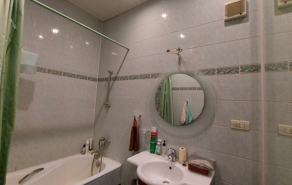 Продам многокомнатную квартиру, Кутузовский пр-кт, 43, Москва г