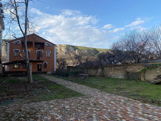 Продам коммерческое помещение 500 м2, Воровского ул, 49, Симферополь г