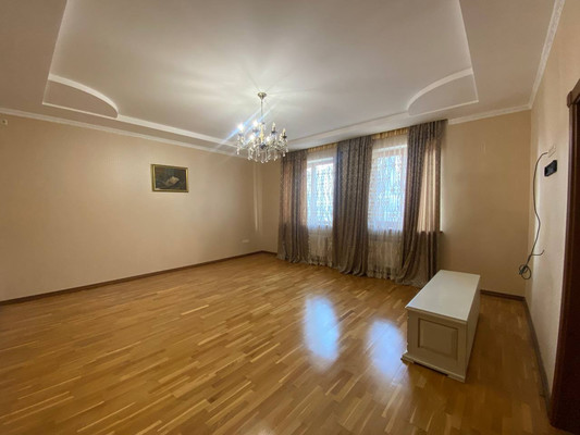 Продам коммерческое помещение 500 м2, Воровского ул, 49, Симферополь г