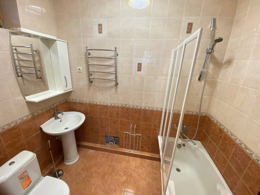 Продам коммерческое помещение 500 м2, Воровского ул, 49, Симферополь г