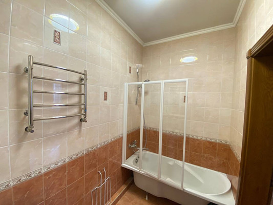 Продам коммерческое помещение 500 м2, Воровского ул, 49, Симферополь г