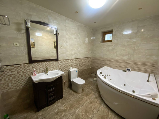 Продам коммерческое помещение 500 м2, Воровского ул, 49, Симферополь г