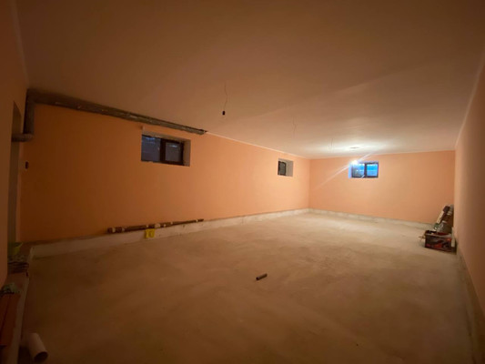 Продам коммерческое помещение 500 м2, Воровского ул, 49, Симферополь г