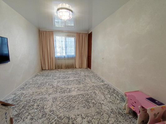 Продам многокомнатную квартиру, Балаклавская ул, 51, Симферополь г