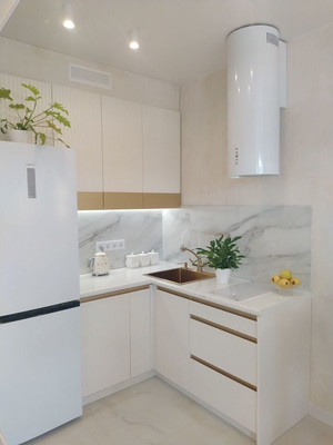 Продам однокомнатную (1-комн.) квартиру, Бородина ул, 59В, Симферополь г