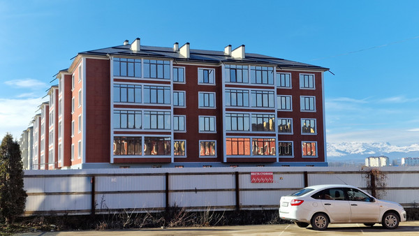 Продам трехкомнатную (3-комн.) квартиру, Шогенова ул, 75, Нальчик г