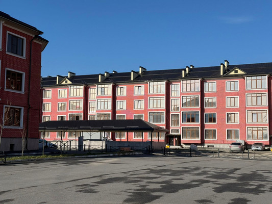 Продам трехкомнатную (3-комн.) квартиру, Шогенова ул, 75, Нальчик г