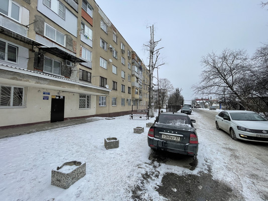 Продам двухкомнатную (2-комн.) квартиру, Щаденко ул, 20кА, Нальчик г