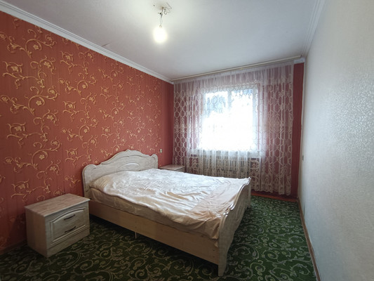 Продам двухкомнатную (2-комн.) квартиру, Мовсисяна ул, 7, Нальчик г