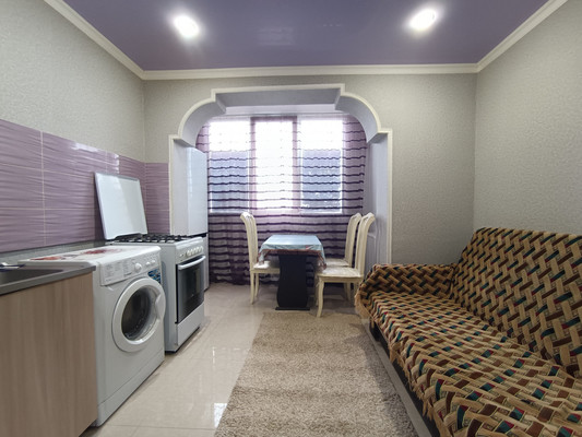 Продам двухкомнатную (2-комн.) квартиру, Мовсисяна ул, 7, Нальчик г