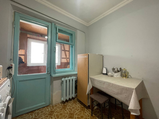 Продам двухкомнатную (2-комн.) квартиру, Кирова ул, 7, Нальчик г