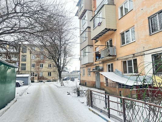 Продам двухкомнатную (2-комн.) квартиру, Чегемская ул, 66, Нальчик г