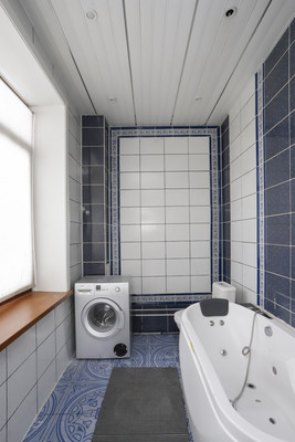 Продам коммерческое помещение 550 м2, Ипподромная ул, 1641, Иркутск г