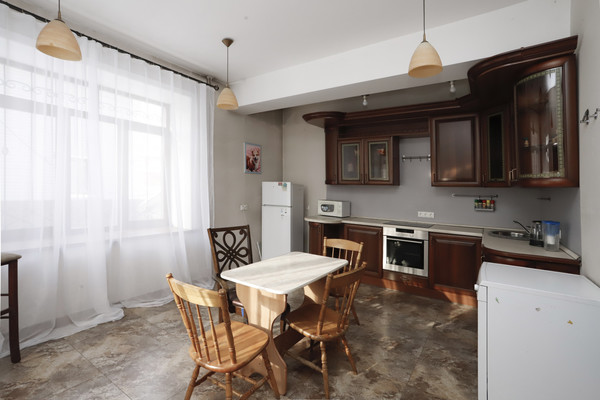 Продам коммерческое помещение 550 м2, Ипподромная ул, 1641, Иркутск г