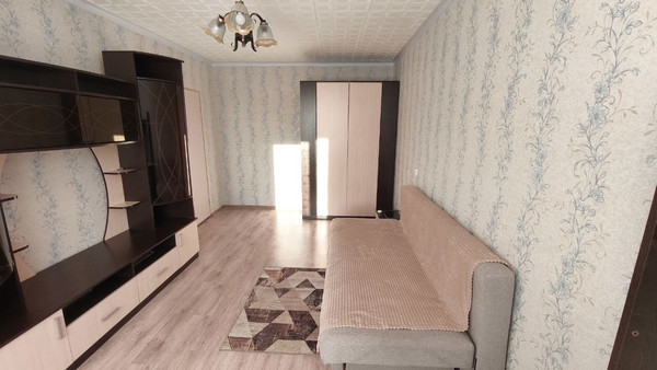 Продам однокомнатную (1-комн.) квартиру, Вингиссара пр-кт, 99, Волосово г