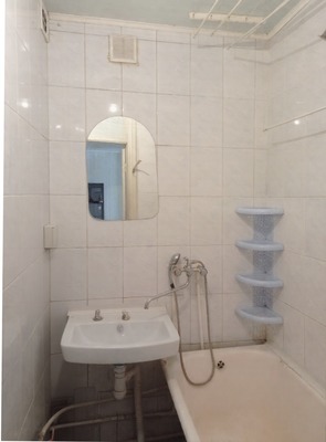 Продам двухкомнатную (2-комн.) квартиру, Центральная ул, 1, Безлычное д