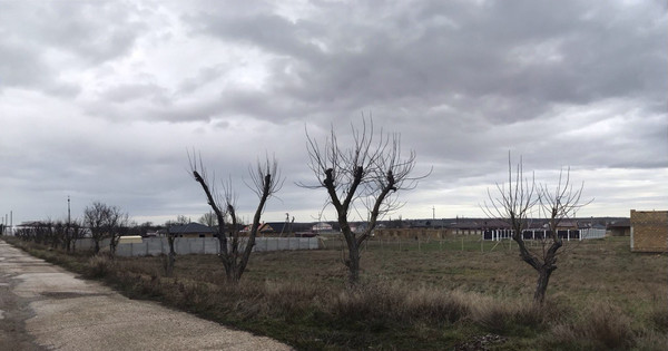 Продам участок 10 соток, ИЖС, Д.Сахарова кв-л, Урожайное с, 0 км от города