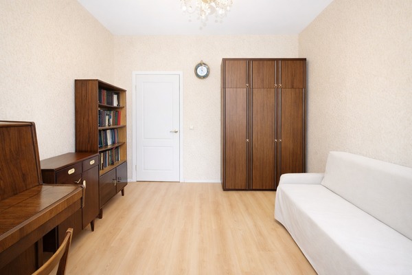 Продам двухкомнатную (2-комн.) квартиру, Нижегородская ул, 11, Москва г