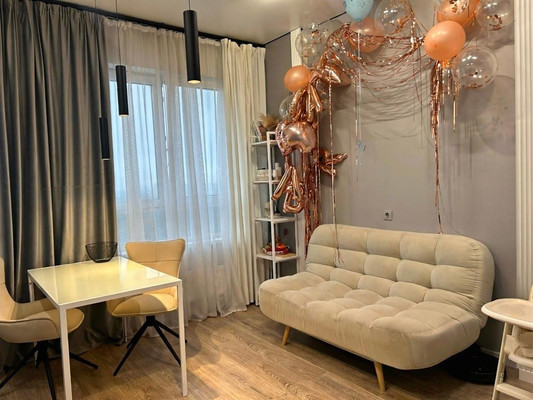 Продам трехкомнатную (3-комн.) квартиру, академика Северина (Мирный мкр.) ул, 13, Мирный п