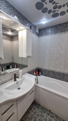 Продам двухкомнатную (2-комн.) квартиру, Петренко ул, 20, Ростов-на-Дону г