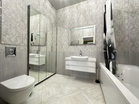 Продам трехкомнатную (3-комн.) квартиру, Черняховского ул, 30А, Санкт-Петербург г