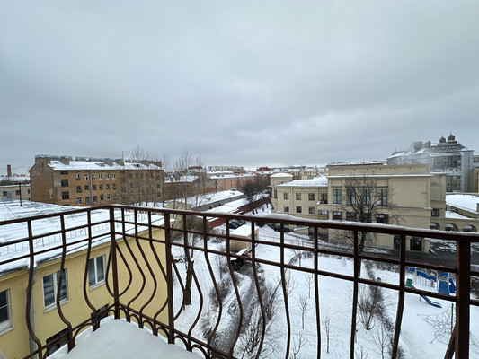 Продам трехкомнатную (3-комн.) квартиру, Черняховского ул, 30А, Санкт-Петербург г