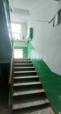 Продам двухкомнатную (2-комн.) квартиру, Морозова ул, 57, Кропоткин г