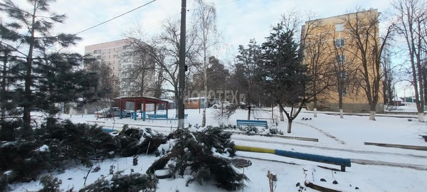 Продам двухкомнатную (2-комн.) квартиру, Морозова ул, 57, Кропоткин г