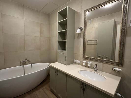 Продам двухкомнатную (2-комн.) квартиру, Фрунзенская наб, 54, Москва г