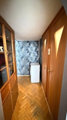 Продам двухкомнатную (2-комн.) квартиру, Кировоградская ул, 16к1, Москва г
