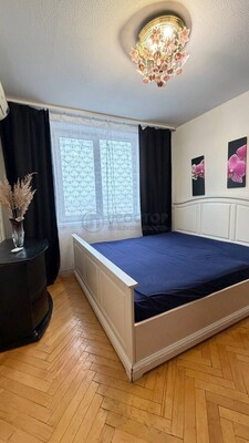 Продам двухкомнатную (2-комн.) квартиру, Кировоградская ул, 16к1, Москва г