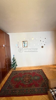 Продам двухкомнатную (2-комн.) квартиру, Кировоградская ул, 16к1, Москва г