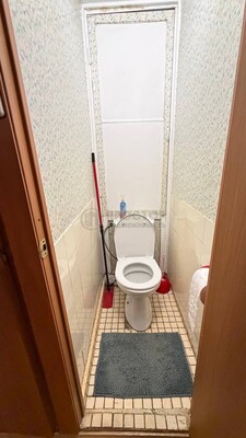 Продам двухкомнатную (2-комн.) квартиру, Кировоградская ул, 16к1, Москва г