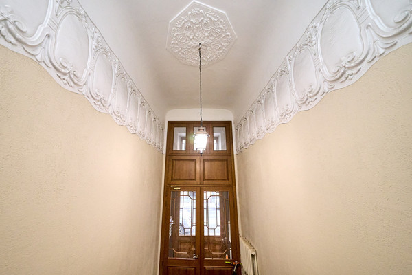 Продам трехкомнатную (3-комн.) квартиру, Большая Конюшенная ул, 19/8А, Санкт-Петербург г