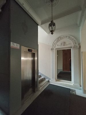 Продам трехкомнатную (3-комн.) квартиру, Большая Конюшенная ул, 19/8А, Санкт-Петербург г