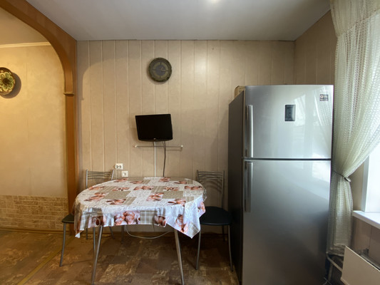 Продам трехкомнатную (3-комн.) квартиру, 44А, Тельмана п