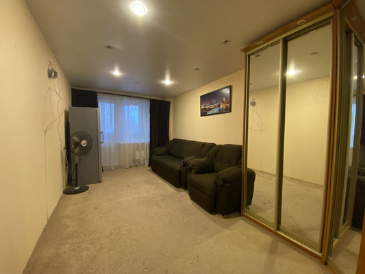 Продам трехкомнатную (3-комн.) квартиру, 44А, Тельмана п