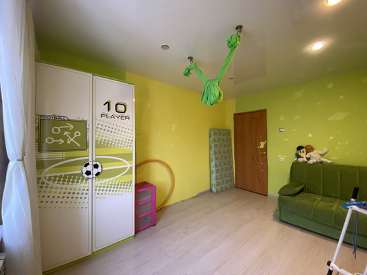 Продам трехкомнатную (3-комн.) квартиру, 44А, Тельмана п