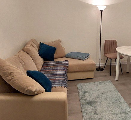 Продам однокомнатную (1-комн.) квартиру, Тихая ул, 3к3, Бугры п