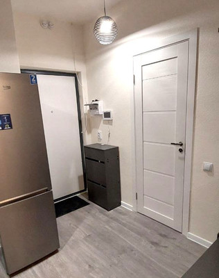 Продам однокомнатную (1-комн.) квартиру, Тихая ул, 3к3, Бугры п