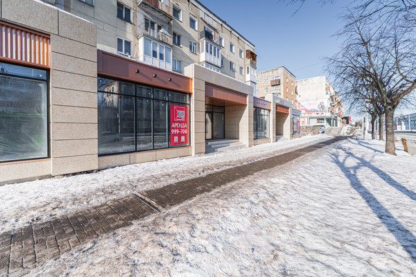 Сдам торговое помещение 206,6 м2, Ленинский пр-кт, 68, Калининград г