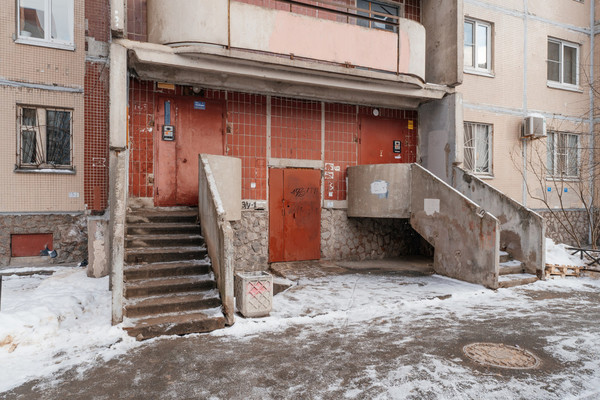 Продам трехкомнатную (3-комн.) квартиру, Звёздная ул, 5к1, Санкт-Петербург г