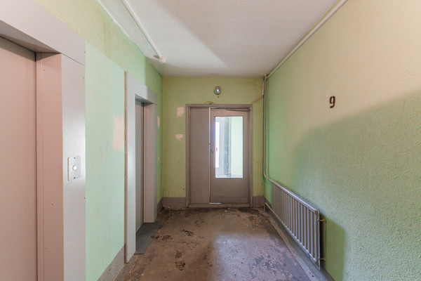 Продам трехкомнатную (3-комн.) квартиру, Звёздная ул, 5к1, Санкт-Петербург г