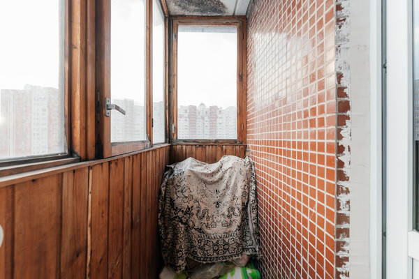 Продам трехкомнатную (3-комн.) квартиру, Звёздная ул, 5к1, Санкт-Петербург г