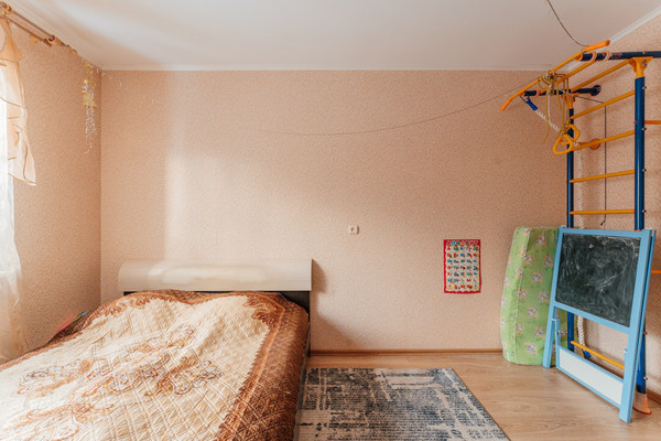 Продам трехкомнатную (3-комн.) квартиру, Звёздная ул, 5к1, Санкт-Петербург г