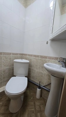 Продам двухкомнатную (2-комн.) квартиру, Промышленная ул, 2, Анапа г